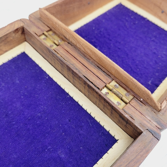 Vintage Sheesham Indian Rosewood Hand Carved Floral Box | Made in India - Picture 15 of 16